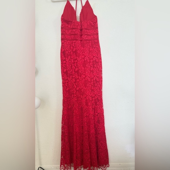 Betsy & Adam Red long, Backless fine lace Dress - Size 4, Retail Price $240 - Picture 9 of 11